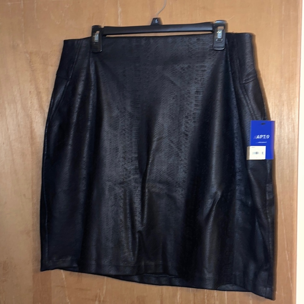 Black skirt